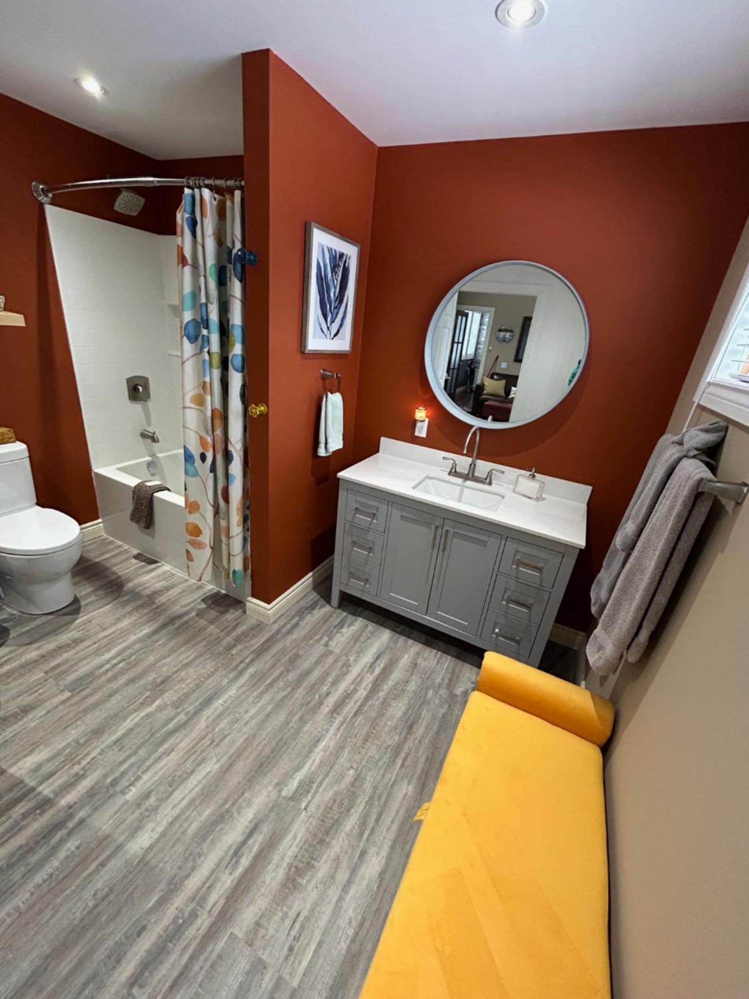 The Inn On Bay Gravenhurst Extérieur photo